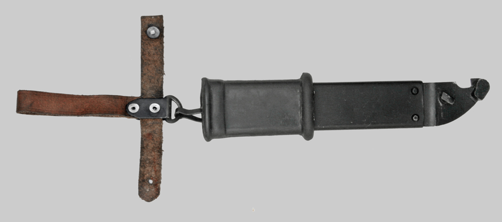 Image of Egyptian AKM Type II Transitional bayonet With Black Grip.