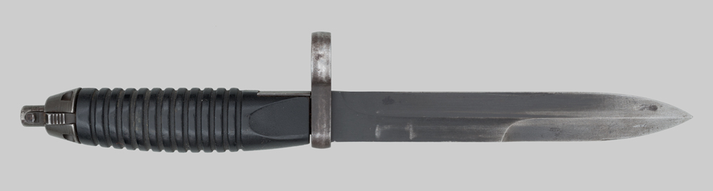 Image of West German G3 bayonet.