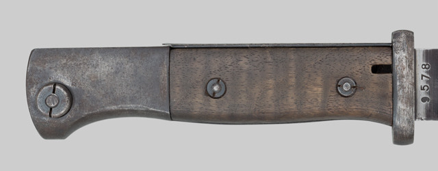 Image of German M1884/98 Third Pattern bayonet.