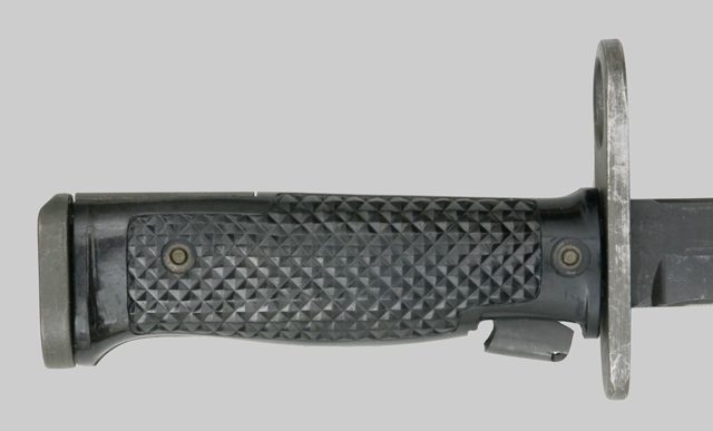 Image of Columbus Milpar & Manufacturing Co. M6 bayonet.