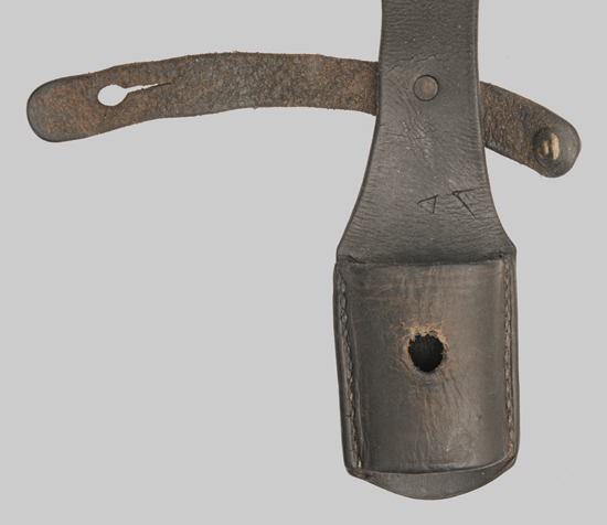 Image of unknown leather bayonet belt frog