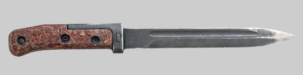 Image of Czechoslovak VZ-58 bayonet with Short-Tang Three-Rivet No Lower Crosspiece.